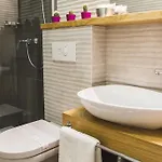 Sir George Luxury Apartman