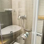 Sir George Luxury Apartman *