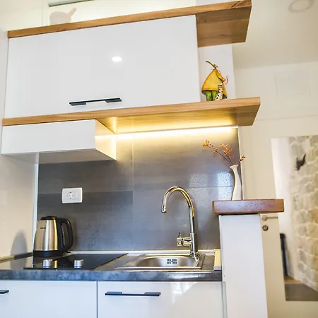 Sir George Luxury Apartman